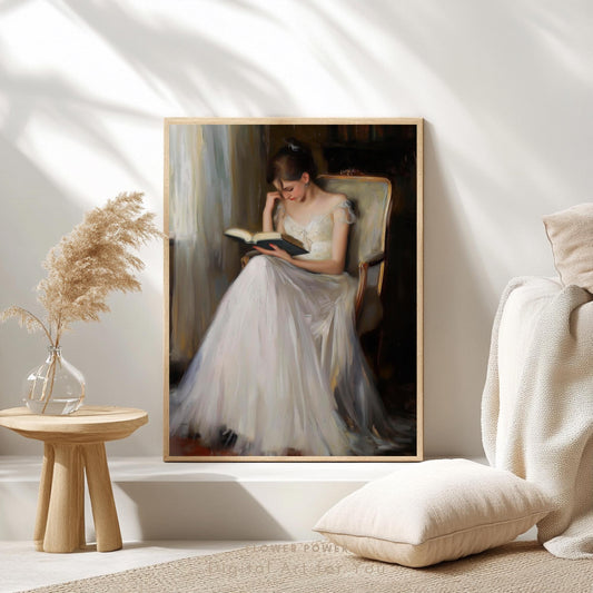Mujer Elegante Leyendo